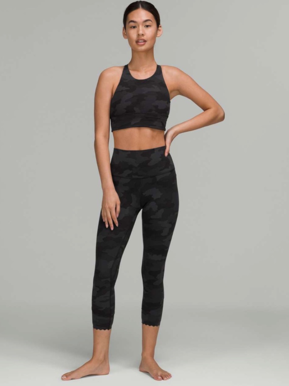 Lululemon Align Scalloped Hem High-Rise Crop 23" Camo sz. 10